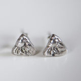 TRIANGLE IMPRINTED STUDS {silver}